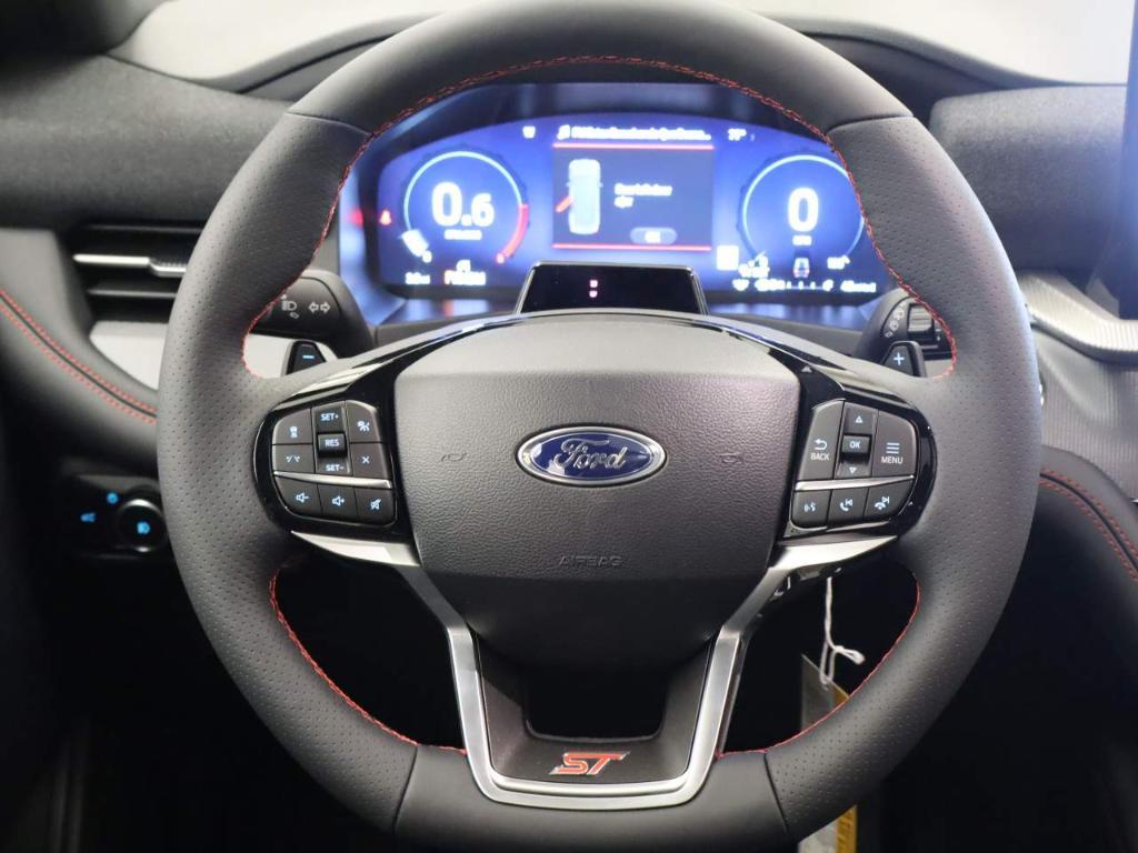new 2025 Ford Explorer car, priced at $57,060