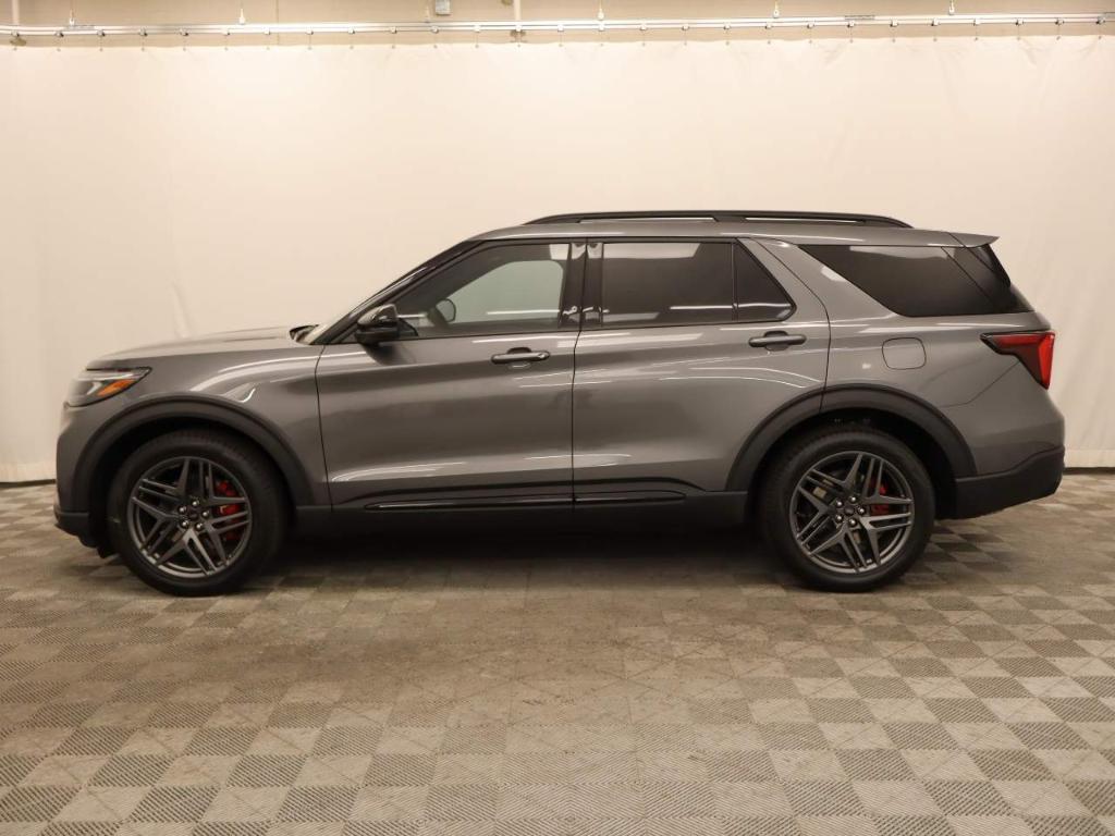 new 2025 Ford Explorer car, priced at $58,885