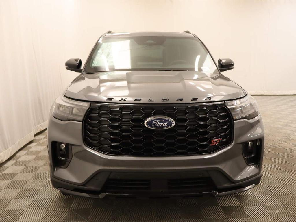 new 2025 Ford Explorer car, priced at $58,885