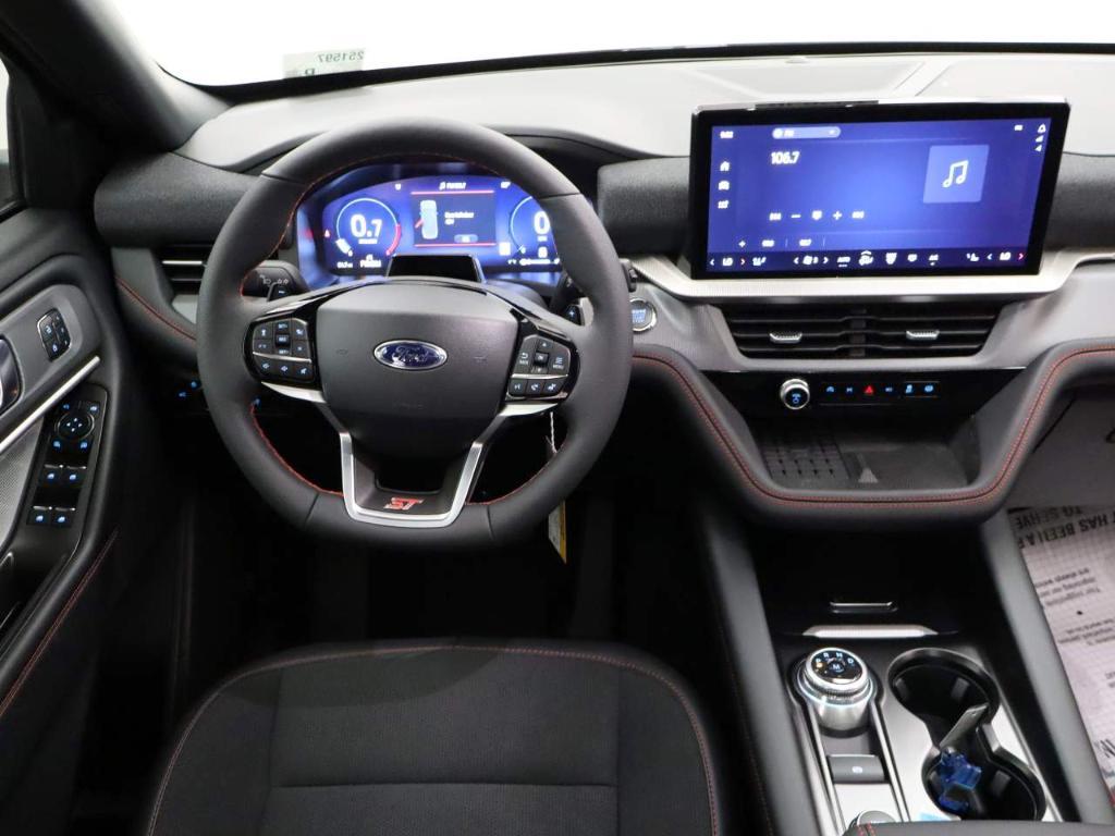 new 2025 Ford Explorer car, priced at $59,025