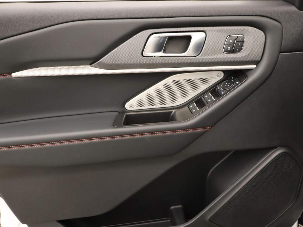 new 2025 Ford Explorer car, priced at $59,025