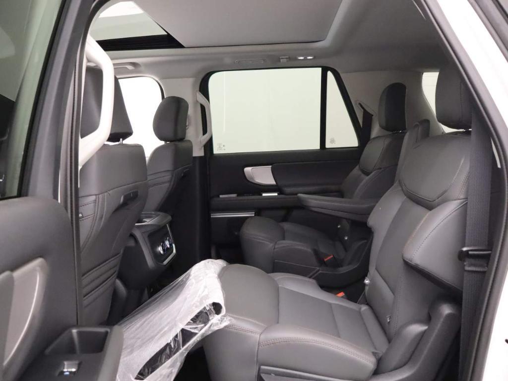 new 2025 Ford Expedition Max car, priced at $75,970