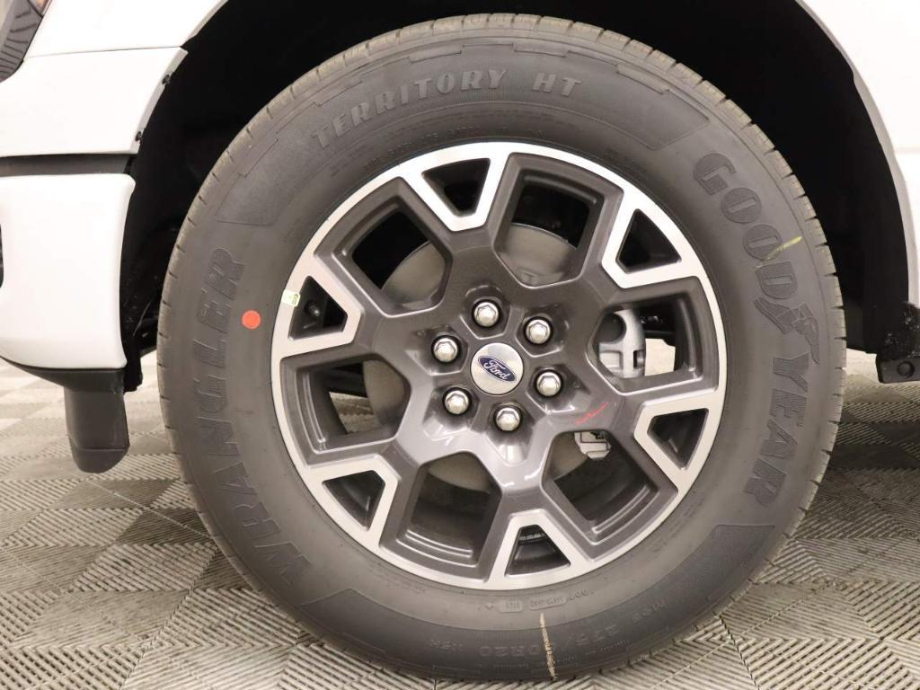 new 2025 Ford F-150 car, priced at $44,428