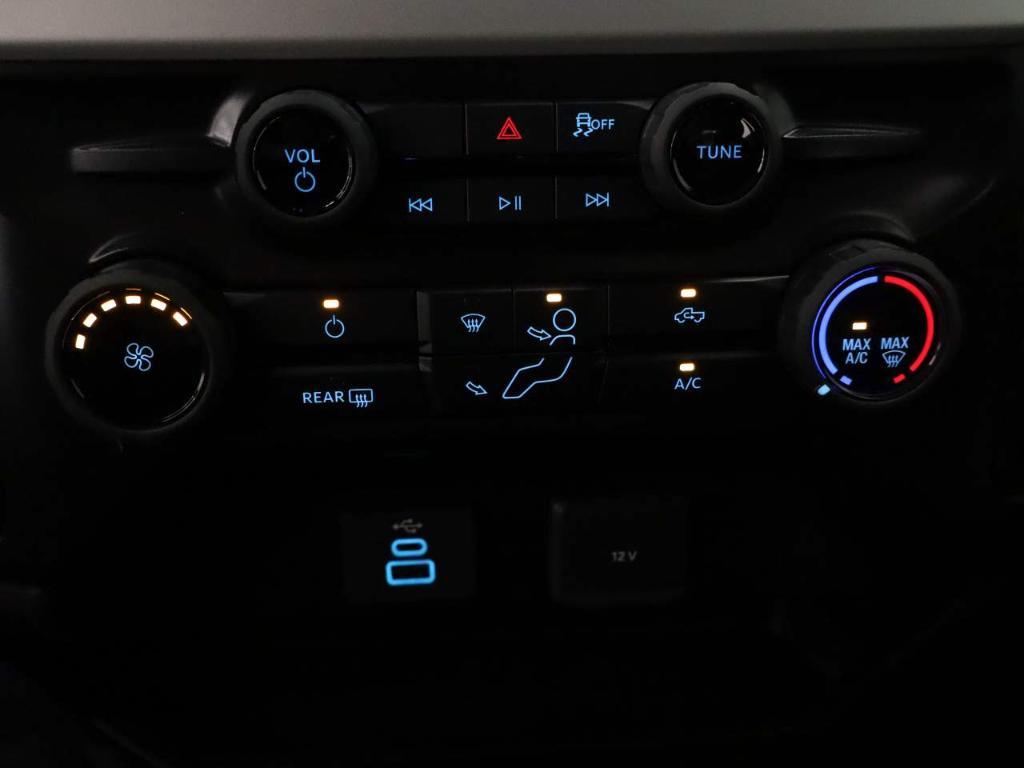 new 2025 Ford F-250 car, priced at $68,800