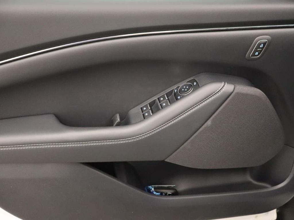 new 2025 Ford Mustang Mach-E car, priced at $38,625