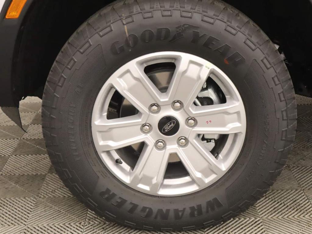 new 2025 Ford Ranger car, priced at $33,560