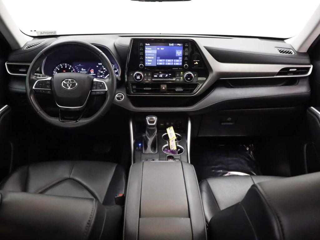 used 2021 Toyota Highlander car, priced at $31,995