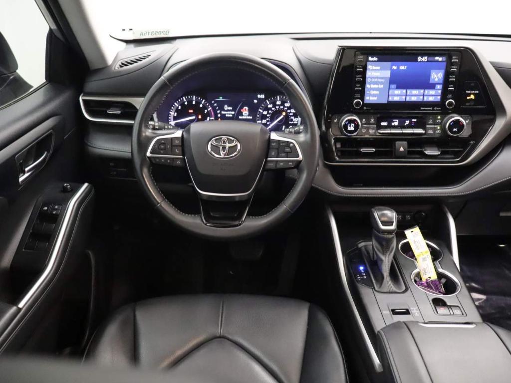 used 2021 Toyota Highlander car, priced at $31,995