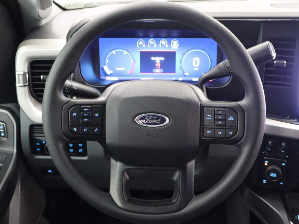 new 2025 Ford F-250 car, priced at $77,625