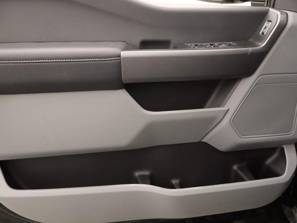 new 2025 Ford F-250 car, priced at $67,970