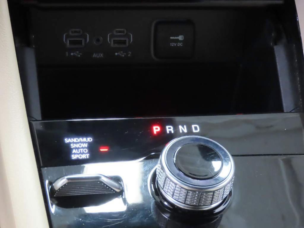 used 2023 Jeep Grand Cherokee car, priced at $33,629