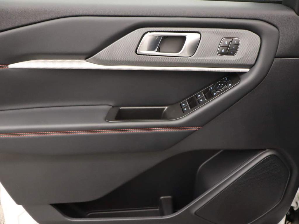 new 2025 Ford Explorer car, priced at $47,420