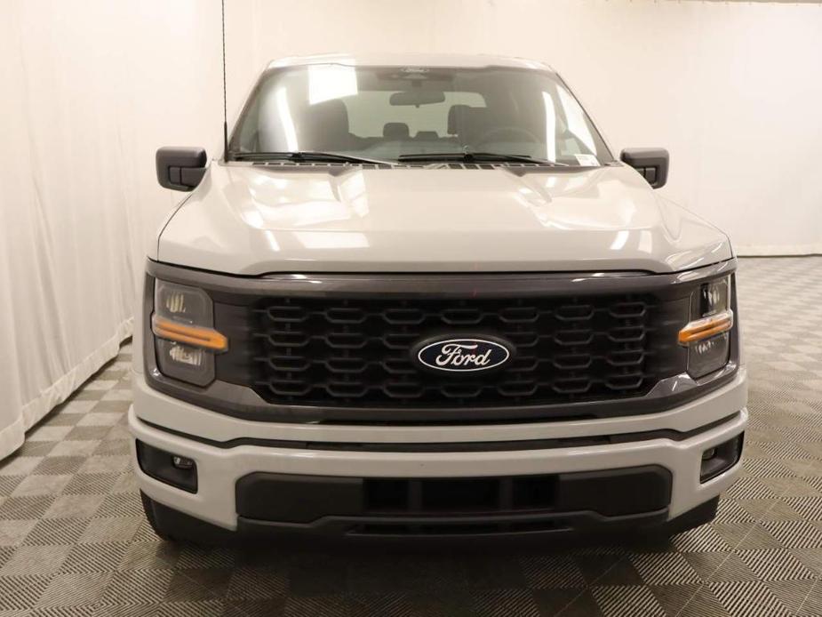 new 2024 Ford F-150 car, priced at $42,330