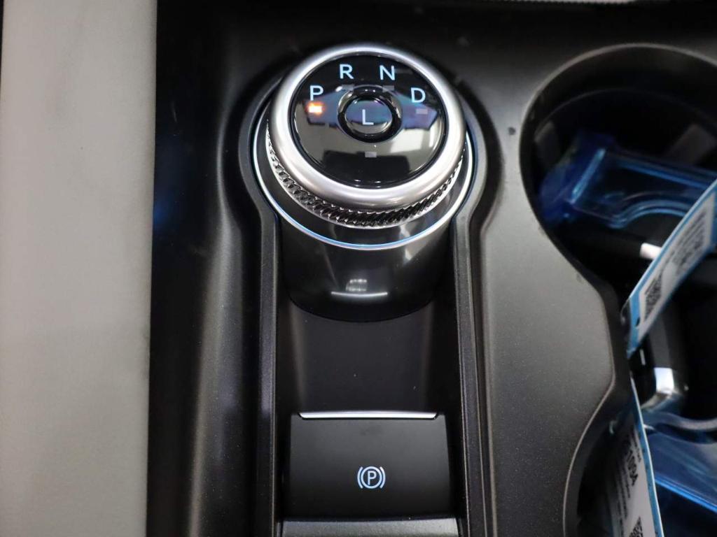 new 2025 Ford Explorer car, priced at $48,690