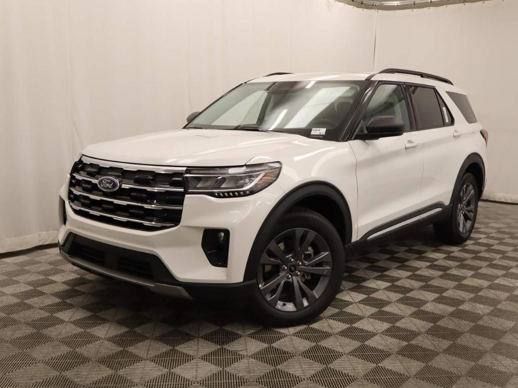 new 2025 Ford Explorer car, priced at $48,690