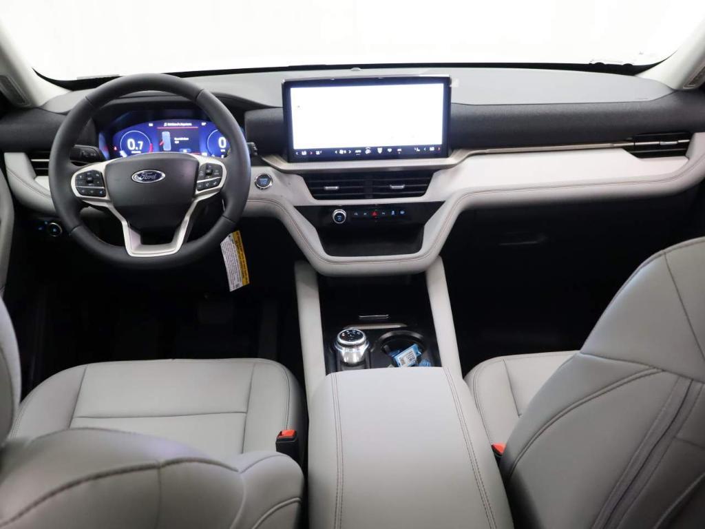new 2025 Ford Explorer car, priced at $48,690