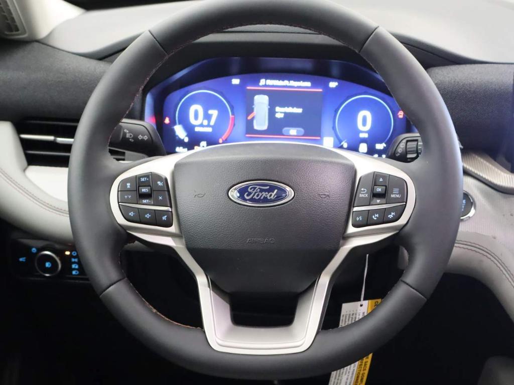 new 2025 Ford Explorer car, priced at $48,690