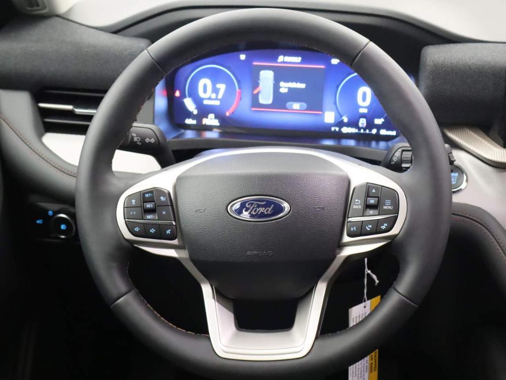 new 2025 Ford Explorer car, priced at $43,360