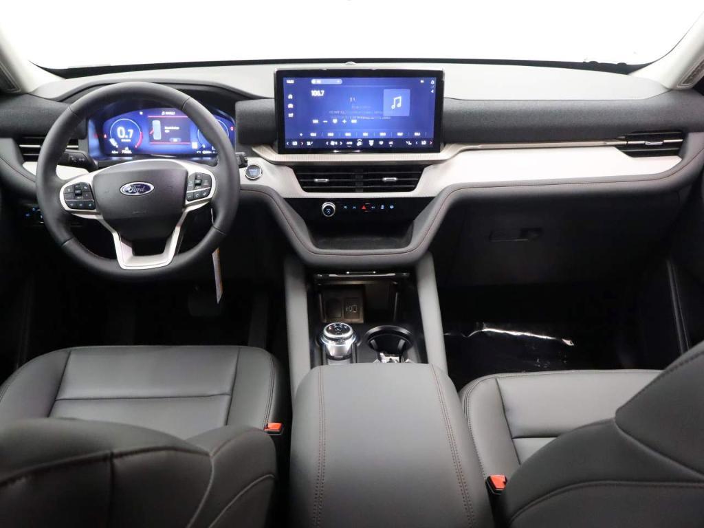 new 2025 Ford Explorer car, priced at $43,360
