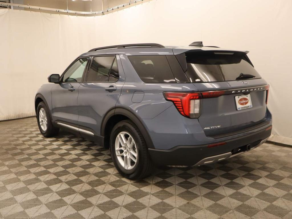 new 2025 Ford Explorer car, priced at $43,360