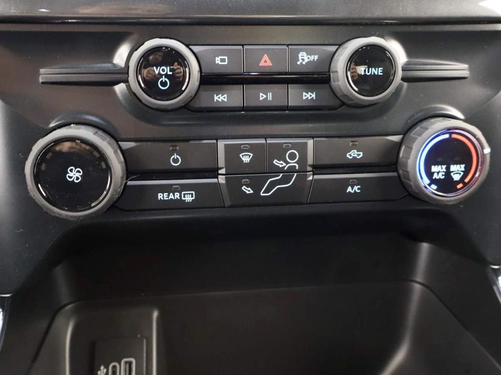 new 2025 Ford F-150 car, priced at $44,533