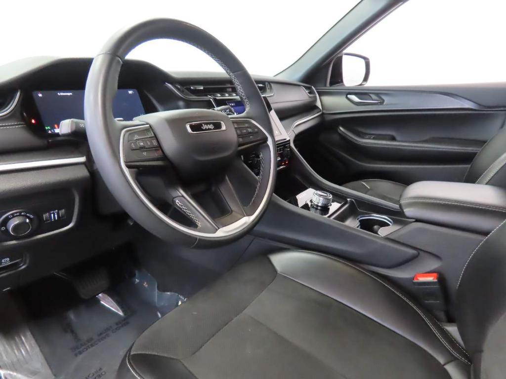 used 2024 Jeep Grand Cherokee L car, priced at $31,926