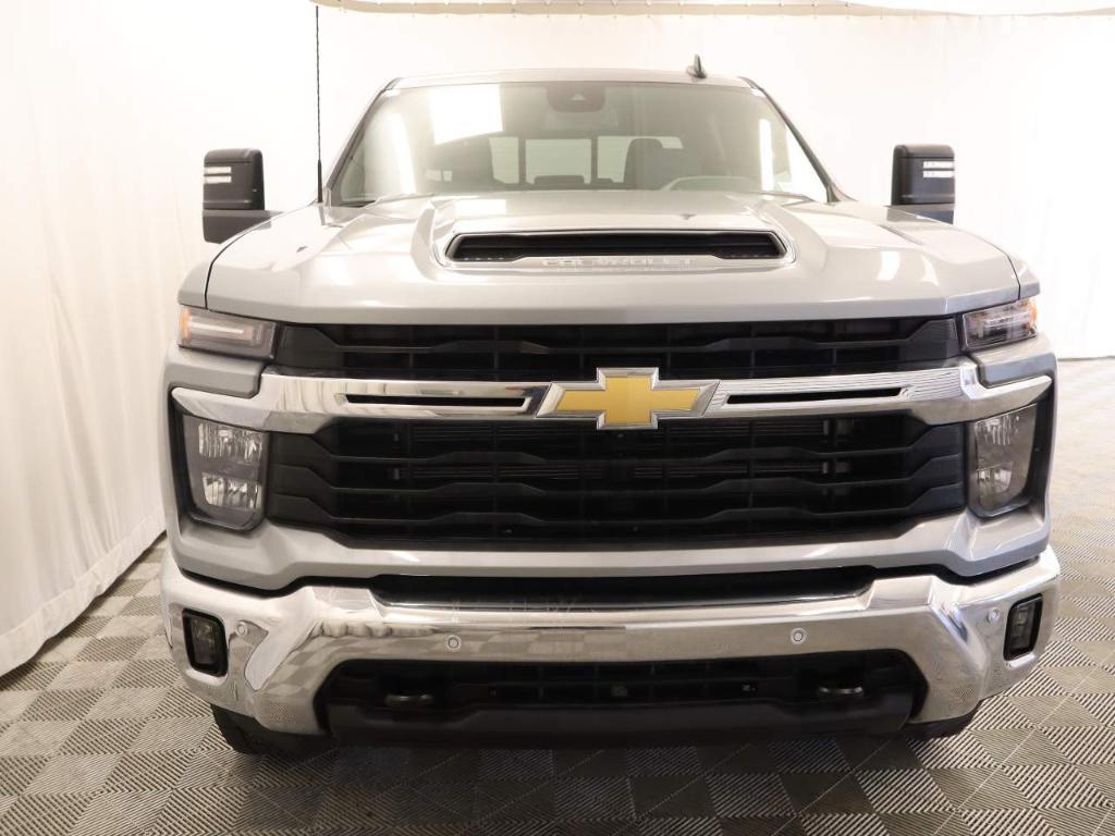 used 2025 Chevrolet Silverado 2500 car, priced at $62,995