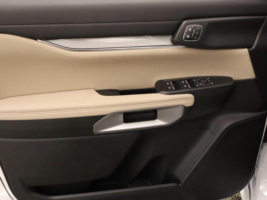 new 2025 Ford Ranger car, priced at $50,080
