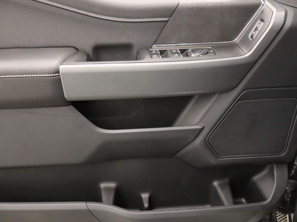 new 2024 Ford F-150 car, priced at $50,672