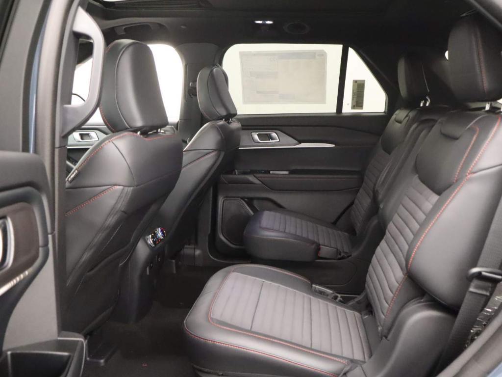 new 2025 Ford Explorer car, priced at $51,425