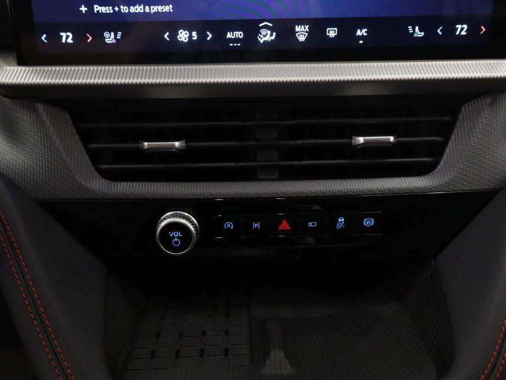 new 2025 Ford Explorer car, priced at $51,425