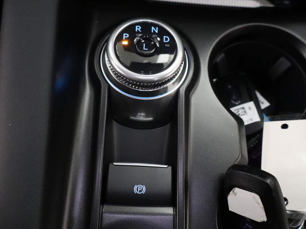 new 2025 Ford Explorer car, priced at $51,425