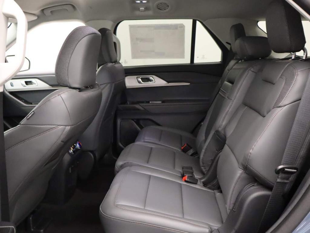 new 2025 Ford Explorer car, priced at $46,105