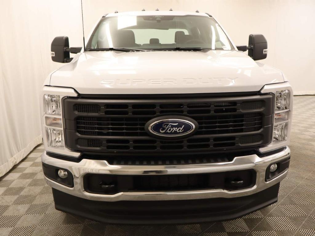 new 2025 Ford F-350 car, priced at $67,790