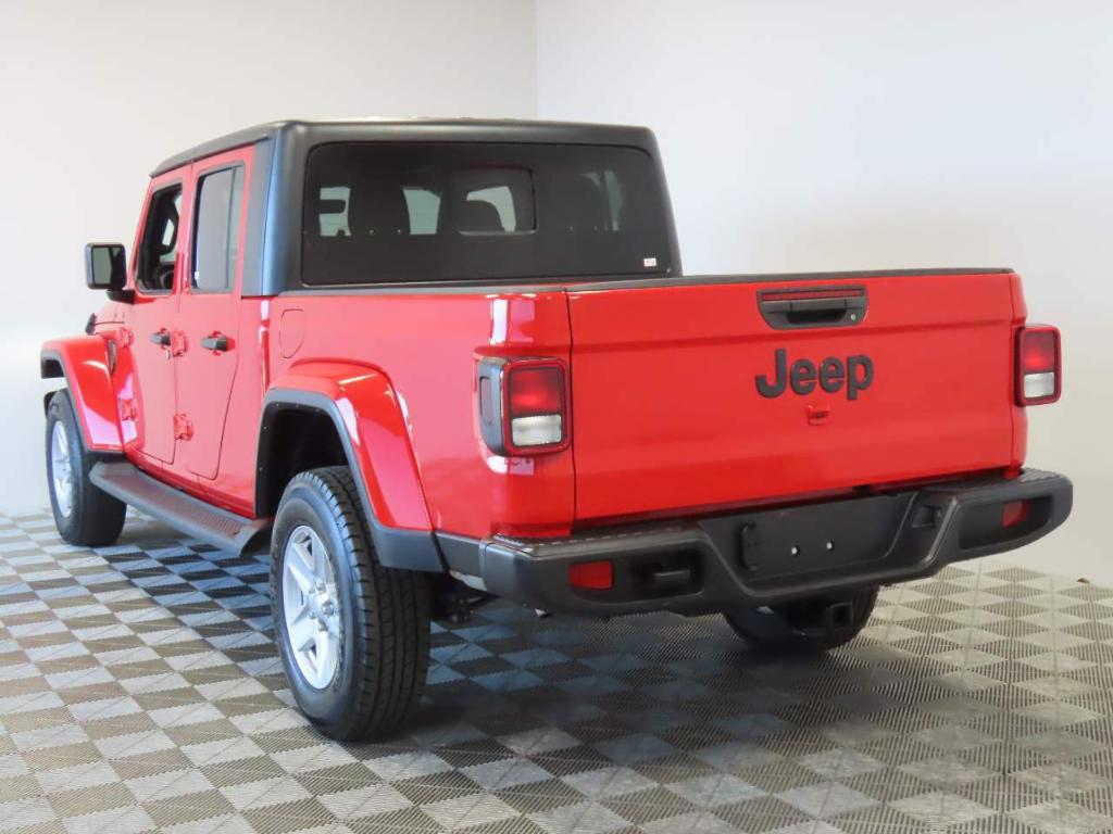 used 2023 Jeep Gladiator car, priced at $32,995