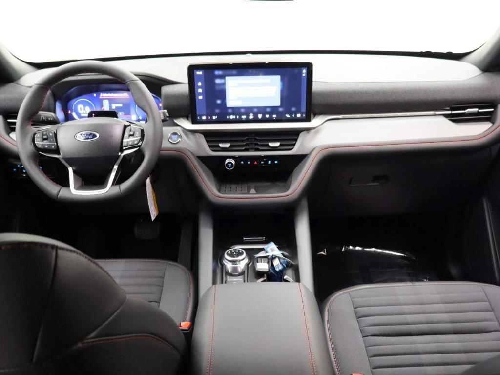 new 2025 Ford Explorer car, priced at $45,760