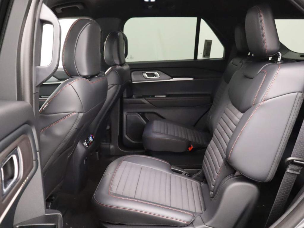 new 2025 Ford Explorer car, priced at $46,635