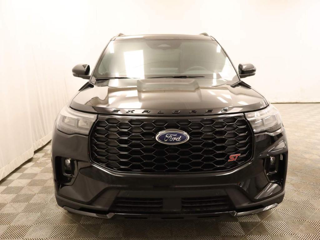 new 2025 Ford Explorer car, priced at $58,860