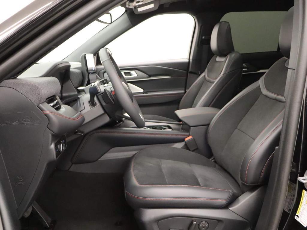 new 2025 Ford Explorer car, priced at $58,860