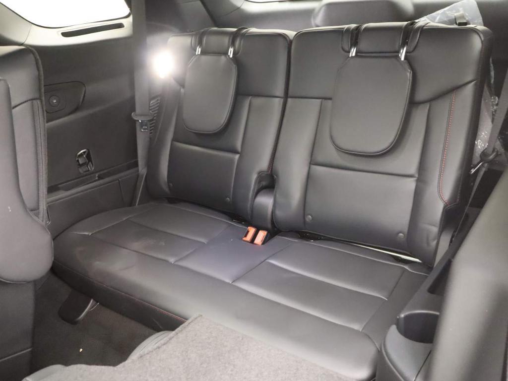 new 2025 Ford Explorer car, priced at $58,925