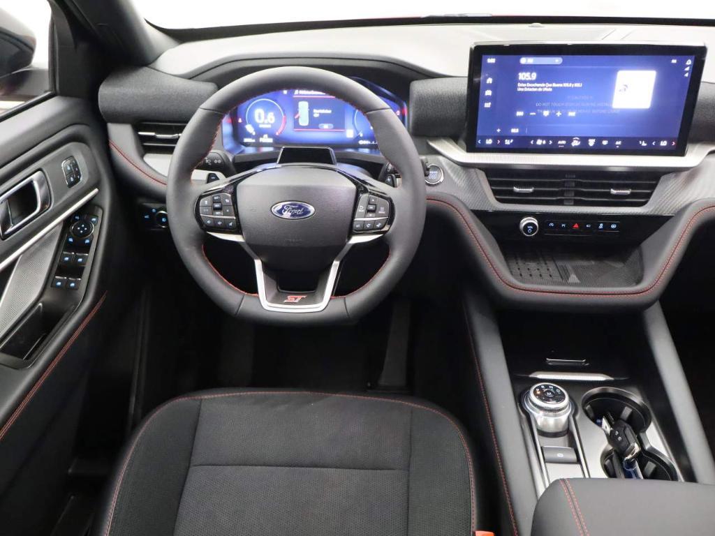 new 2025 Ford Explorer car, priced at $58,925