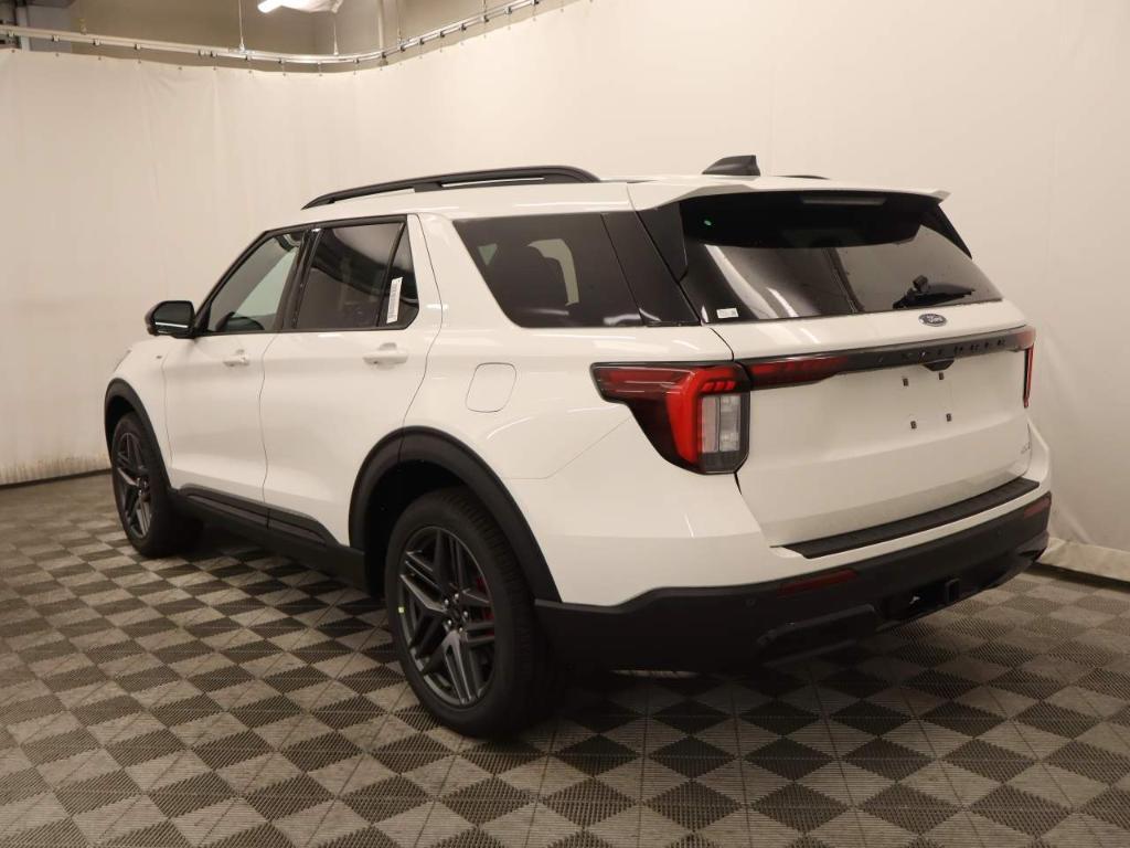 new 2025 Ford Explorer car, priced at $51,270