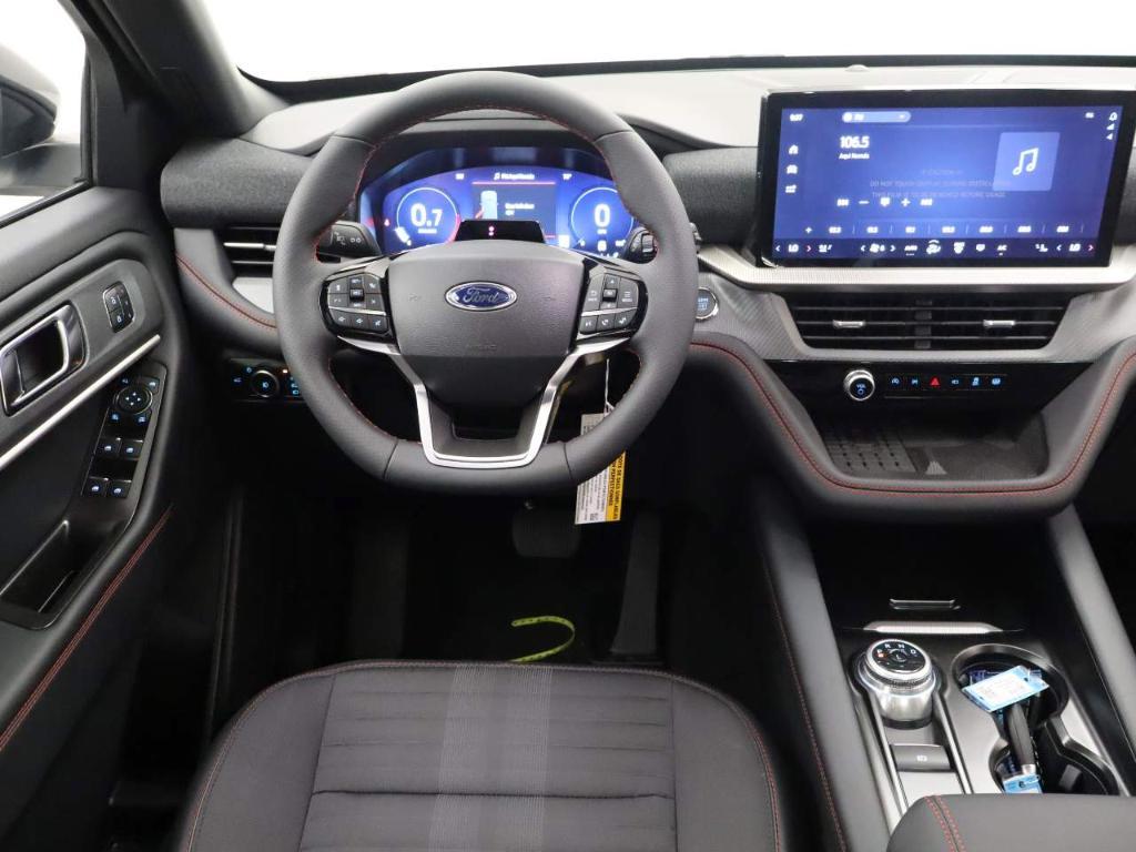 new 2025 Ford Explorer car, priced at $51,270