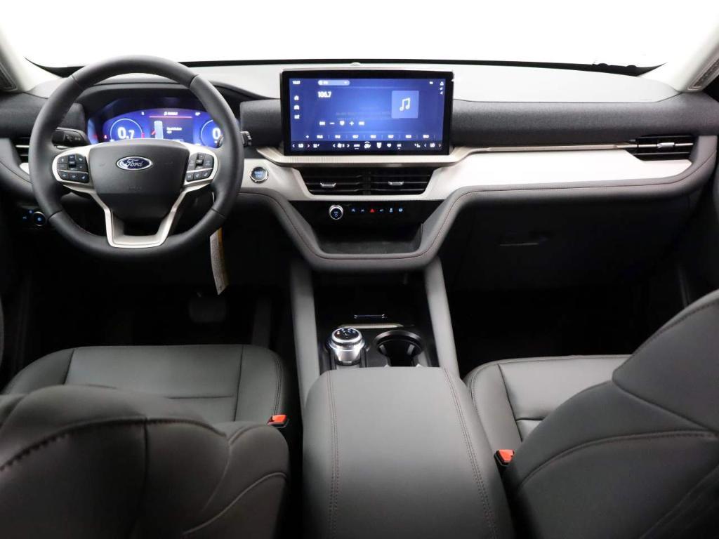 new 2025 Ford Explorer car, priced at $45,348