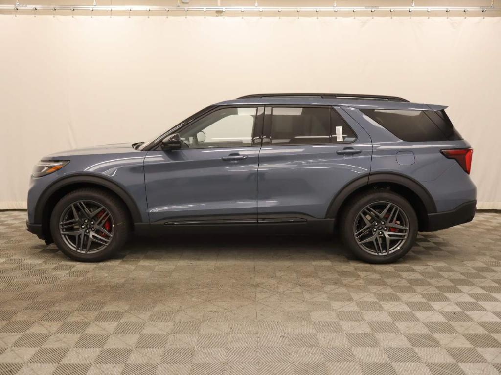 new 2025 Ford Explorer car, priced at $60,010