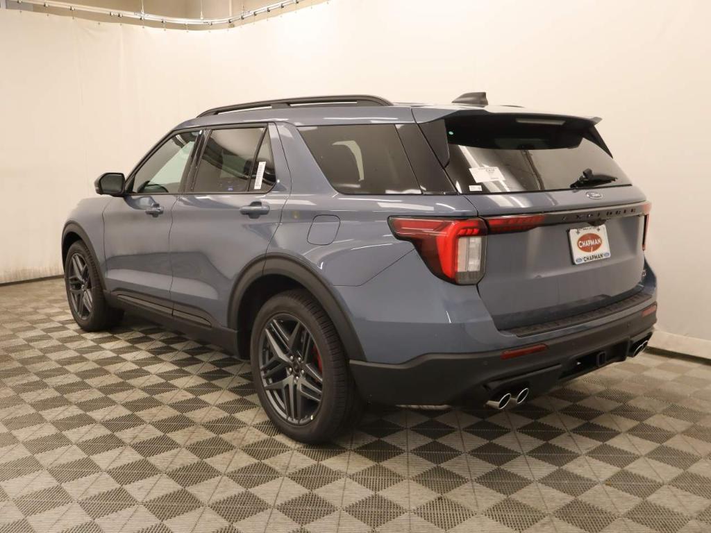 new 2025 Ford Explorer car, priced at $60,010