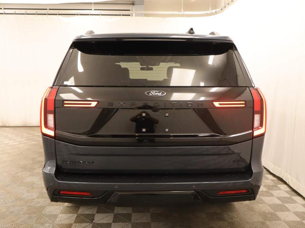 new 2025 Ford Expedition Max car, priced at $85,725