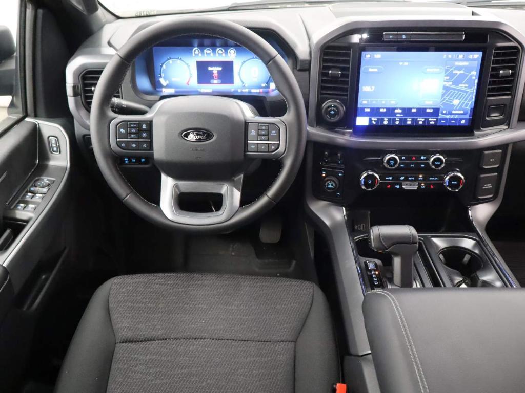 new 2025 Ford F-150 car