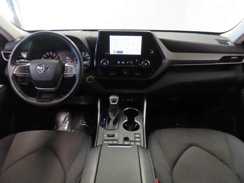 used 2024 Toyota Highlander car, priced at $36,203
