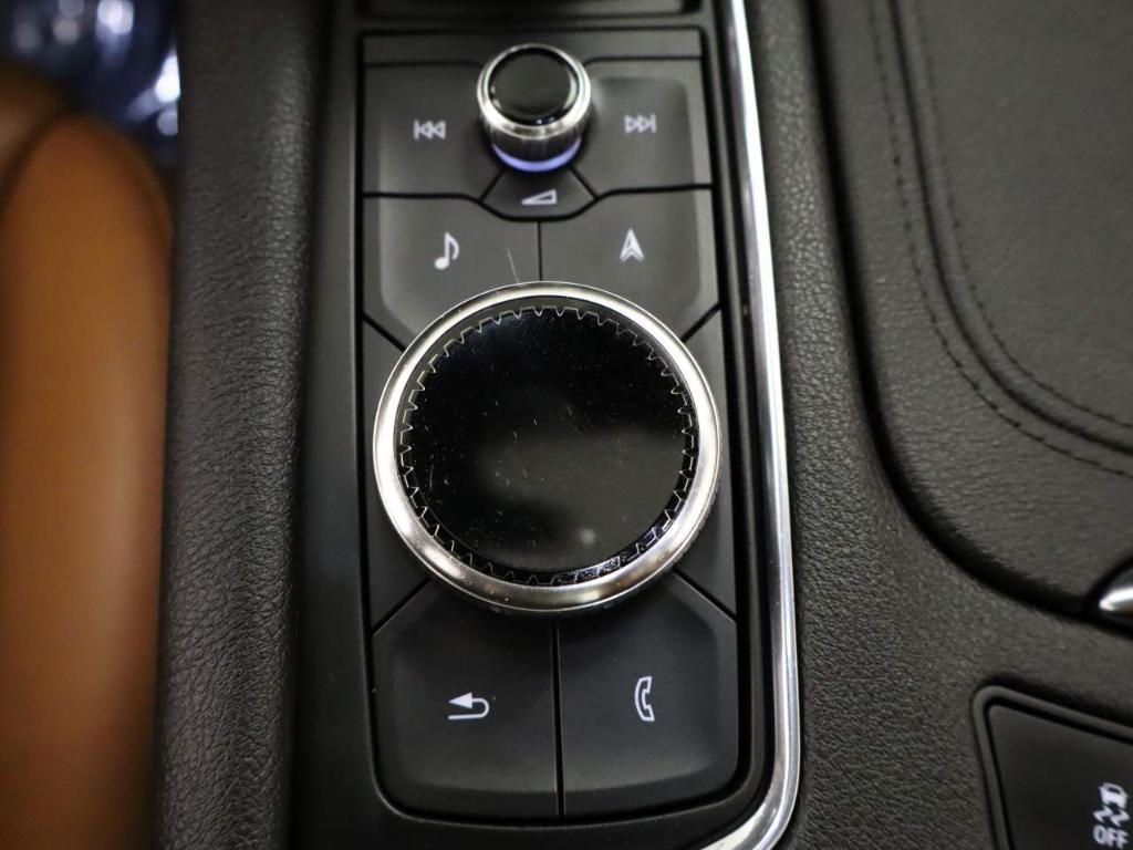 used 2021 Cadillac XT5 car, priced at $33,995